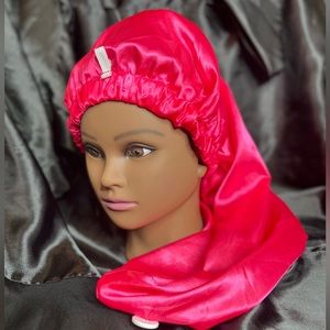 Hot pink long bonnet